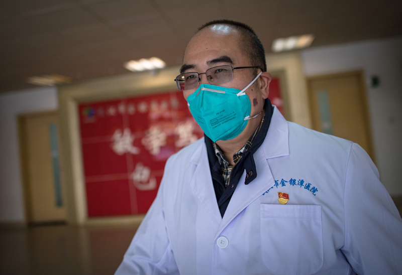 錘煉意志 輕裝上陣——黨員干部在一線磨礪閃光故事(圖3)