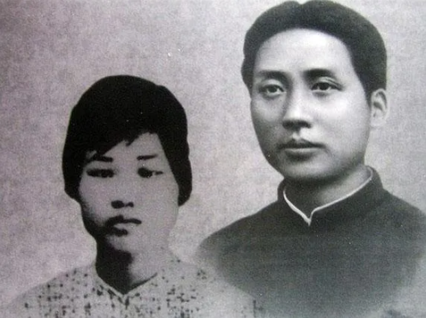 【HEF黨建小課堂100講】第四十九講：這些信在墻壁中藏了52年，毛主席生前從未收到……(圖3)
