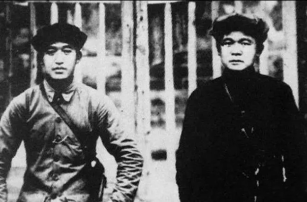 【HEF黨建小課堂100講】第六十一講：眼睛被子彈擊穿，全身17處彈痕，硬是走完了萬(wàn)里長(zhǎng)征……(圖5)