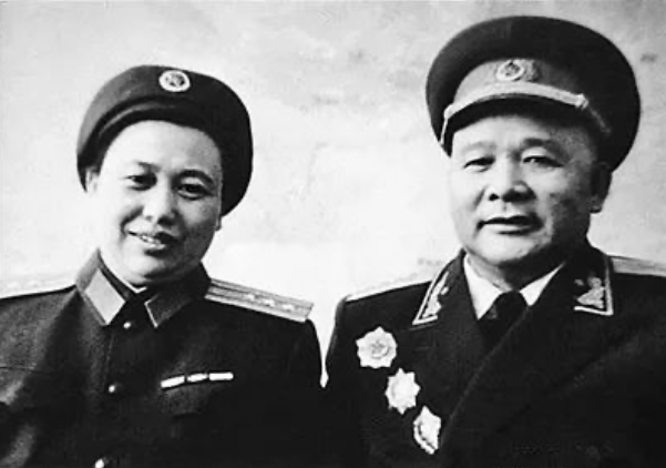 【HEF黨建小課堂100講】第六十一講：眼睛被子彈擊穿，全身17處彈痕，硬是走完了萬(wàn)里長(zhǎng)征……(圖8)