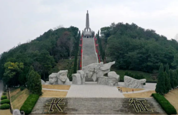 【HEF黨建小課堂100講】第六十二講：一口井里有100多紅軍戰(zhàn)士遺骸，他們犧牲時(shí)只有15至25歲！(圖7)
