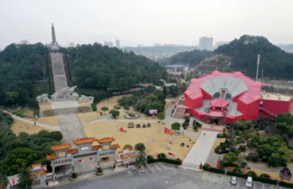 【HEF黨建小課堂100講】第六十二講：一口井里有100多紅軍戰(zhàn)士遺骸，他們犧牲時(shí)只有15至25歲！(圖8)