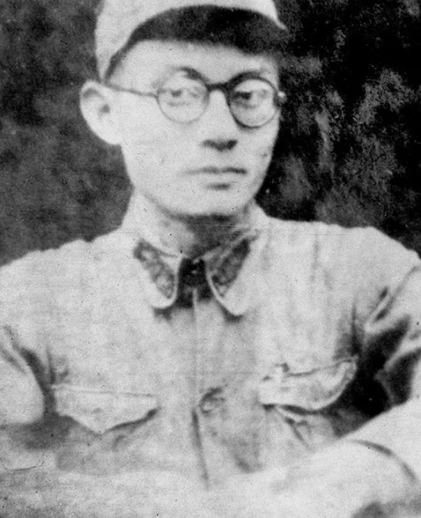 【HEF黨建小課堂100講】第九十講：獄中的他，給“小蘿卜頭”當(dāng)起了國(guó)文老師(圖2)